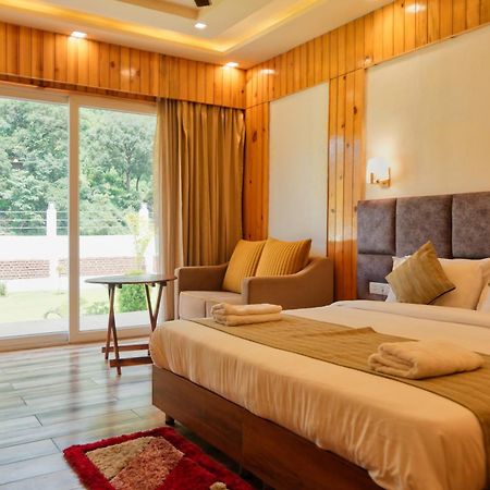 Qcent Woods Resort & Spa, Ришикеш Экстерьер фото