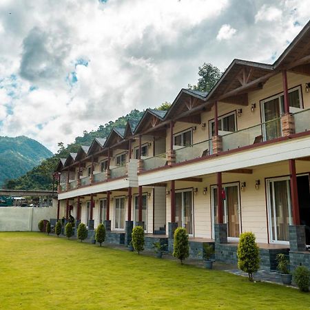 Qcent Woods Resort & Spa, Ришикеш Экстерьер фото