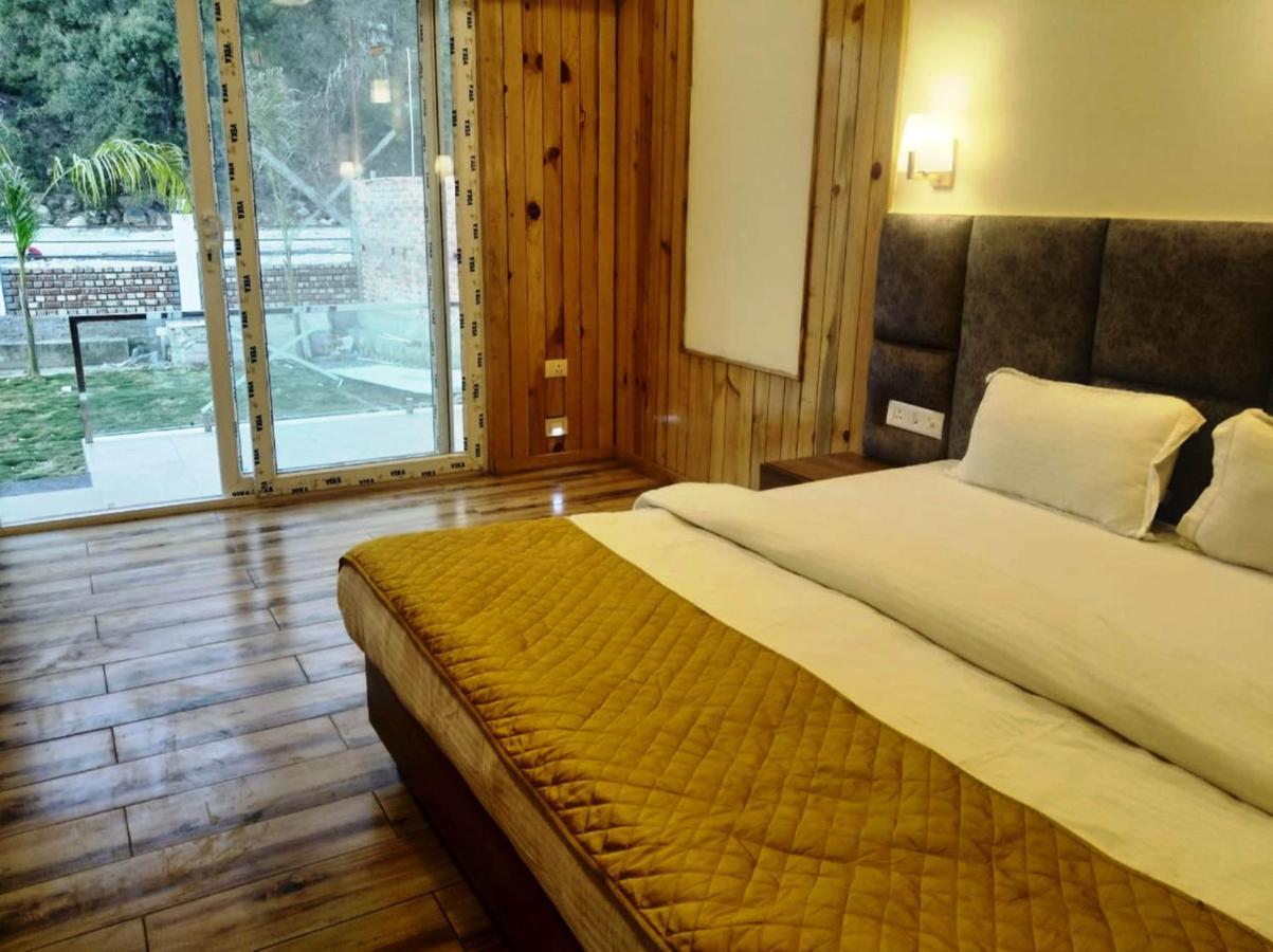 Qcent Woods Resort & Spa, Ришикеш Экстерьер фото