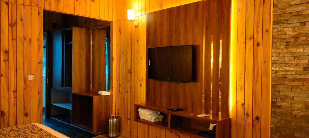 Qcent Woods Resort & Spa, Ришикеш Экстерьер фото