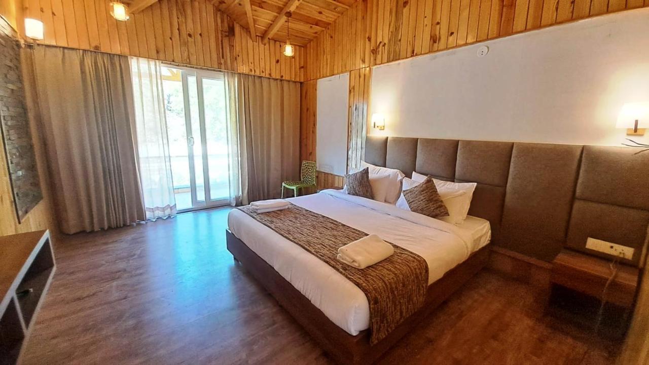 Qcent Woods Resort & Spa, Ришикеш Экстерьер фото